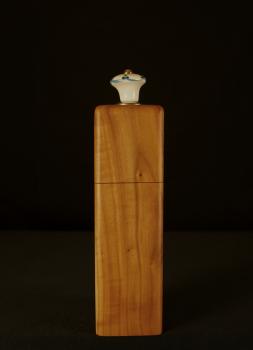 Preview: Pfeffermühle Holz Handarbeit Rinde Urig Apfel - CP1801295