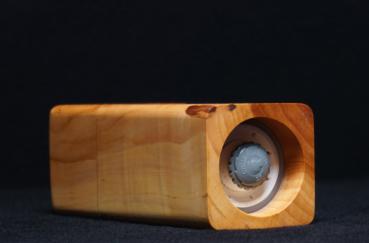 Pfeffermühle Holz Handarbeit Rinde Urig Apfel - CP1801384