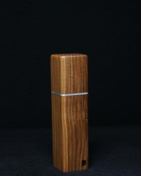 Pfeffermühle Holz Handarbeit Rinde Urig Walnuss - CP1801423