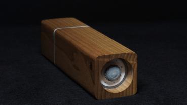 Pfeffermühle Holz Handarbeit Rinde Urig Walnuss - CP1801427