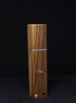Pfeffermühle Holz Handarbeit Rinde Urig Walnuss - CP1801430