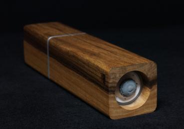 Pfeffermühle Holz Handarbeit Rinde Urig Walnuss - CP1801432