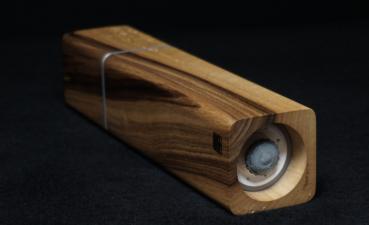 Pfeffermühle Holz Handarbeit Rinde Urig Walnuss - CP1801433
