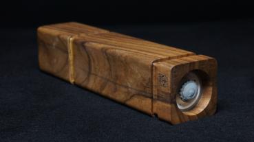 Pfeffermühle Holz Handarbeit Walnuss Gold Urig Rinde - CP1801451