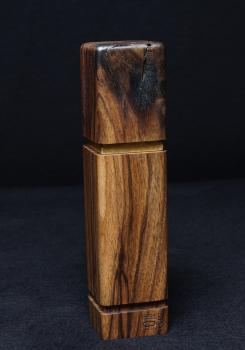 Pfeffermühle Holz Handarbeit Walnuss Gold Urig Rinde - CP1801452