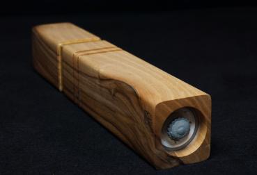 Pfeffermühle Holz Handarbeit Walnuss Gold Urig Rinde - CP1801454