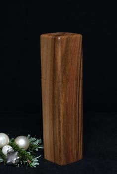 Preview: Pfeffermühle Holz Handarbeit Weihnachten Walnuss - CP1801468