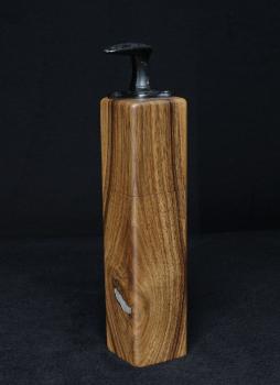 Preview: Pfeffermühle Holz Handarbeit Urig Handgefertigt Walnuss - CP1801477