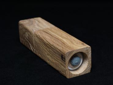 Pfeffermühle Holz Handarbeit Chili Eiche Handgefertigt - CP1801487