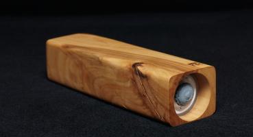 Pfeffermühle Holz Handarbeit Rinde Urig Apfel - CP1801511