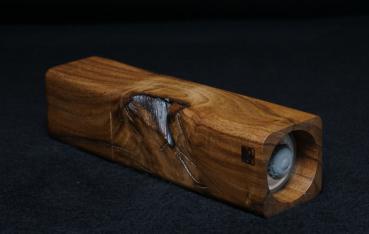 Pfeffermühle Holz Handarbeit Rinde Urig Walnuss - CP1801514