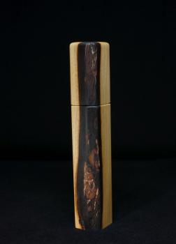 Pfeffermühle Holz Handarbeit Rinde Urig Walnuss - CP1801527