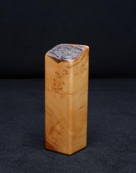 Preview: Pfeffermühle Holz Handarbeit Rinde Urig Apfel - CP1801589