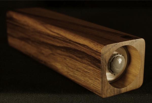 Chilimühle Holz Handarbeit Walnuss Handgefertigt - CP1801361
