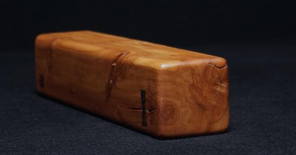 Pfeffermühle Holz Handarbeit Rinde Urig Apfel - CP1801383