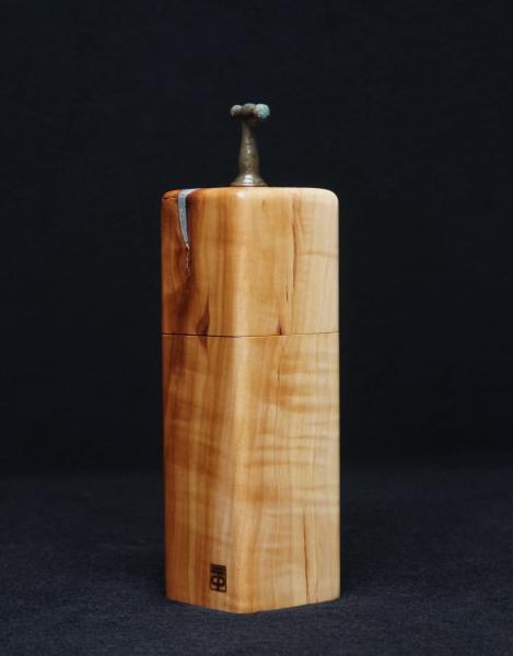 Pfeffermühle Holz Handarbeit Rinde Urig Apfel - CP1801384