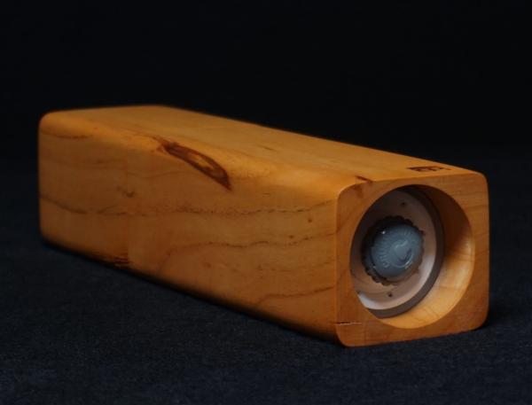 Pfeffermühle Holz Handarbeit Urig Apfel - CP1801389