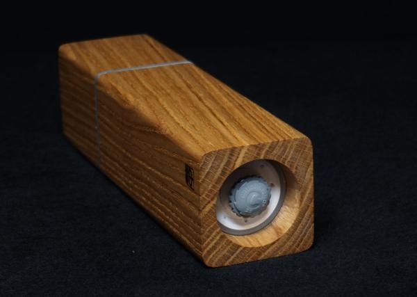 Pfeffermühle Holz Handarbeit Urig Eiche - CP1801408