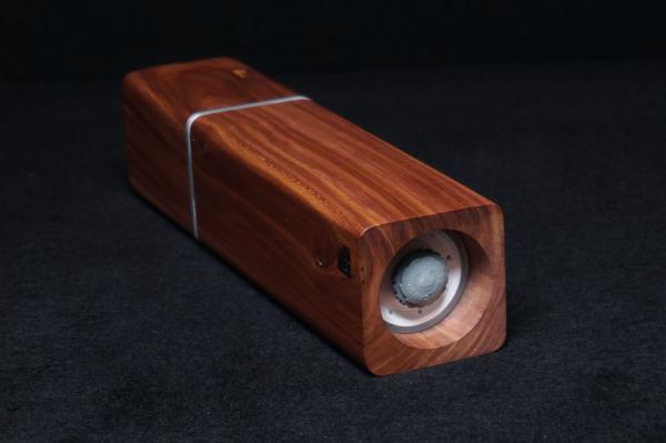 Pfeffermühle Holz Handarbeit Urig Mirabelle - CP1801413