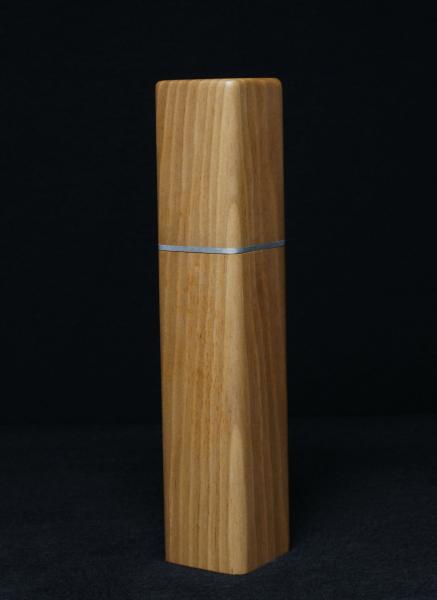 Pfeffermühle Holz Handarbeit Rinde Urig Walnuss - CP1801424