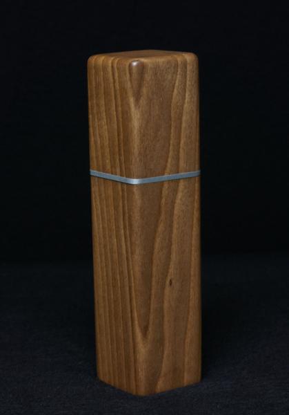 Pfeffermühle Holz Handarbeit Rinde Urig Walnuss - CP1801429
