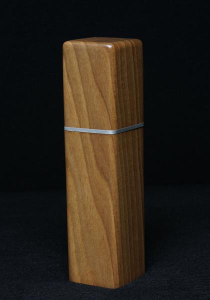 Pfeffermühle Holz Handarbeit Rinde Urig Walnuss - CP1801429
