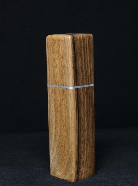 Pfeffermühle Holz Handarbeit Rinde Urig Walnuss - CP1801431