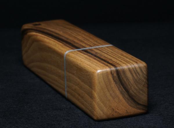 Pfeffermühle Holz Handarbeit Rinde Urig Walnuss - CP1801431