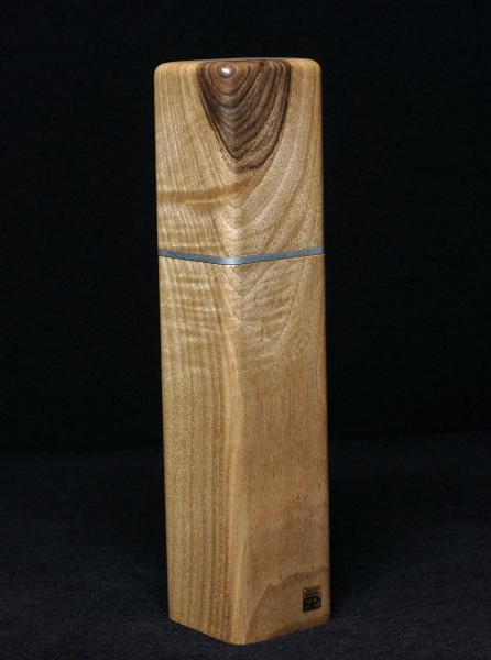 Pfeffermühle Holz Handarbeit Rinde Urig Walnuss - CP1801434