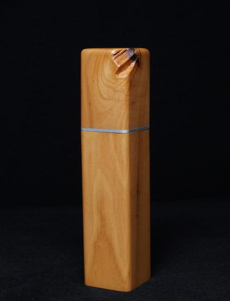 Pfeffermühle Holz Handarbeit Rinde Urig Apfel - CP1801440