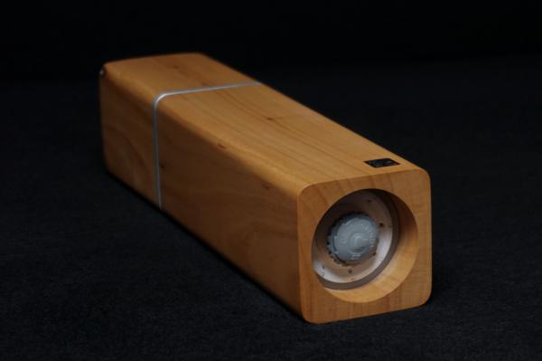 Pfeffermühle Holz Handarbeit Rinde Urig Apfel - CP1801440