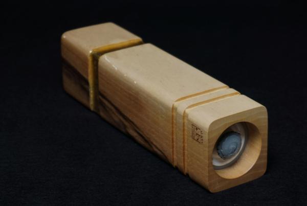 Pfeffermühle Holz Handarbeit Walnuss Gold Urig Rinde - CP1801447