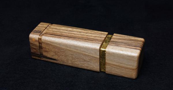 Pfeffermühle Holz Handarbeit Walnuss Gold Urig Rinde - CP1801449