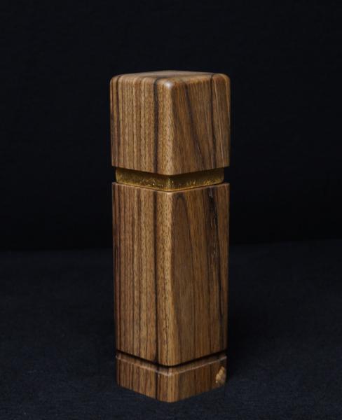 Pfeffermühle Holz Handarbeit Walnuss Gold Urig Rinde - CP1801449