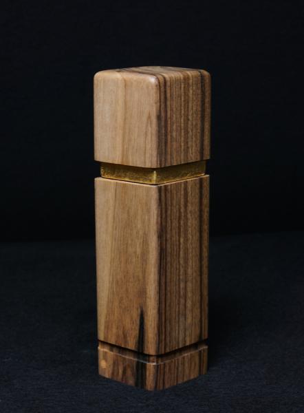 Pfeffermühle Holz Handarbeit Walnuss Gold Urig Rinde - CP1801449