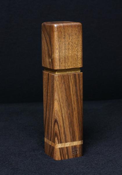 Pfeffermühle Holz Handarbeit Walnuss Gold Urig Rinde - CP1801454