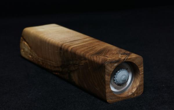 Pfeffermühle Holz Handarbeit Gross Rinde Walnuss- CP180494