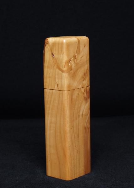 Pfeffermühle Holz Handarbeit Rinde Urig Apfel - CP1801511