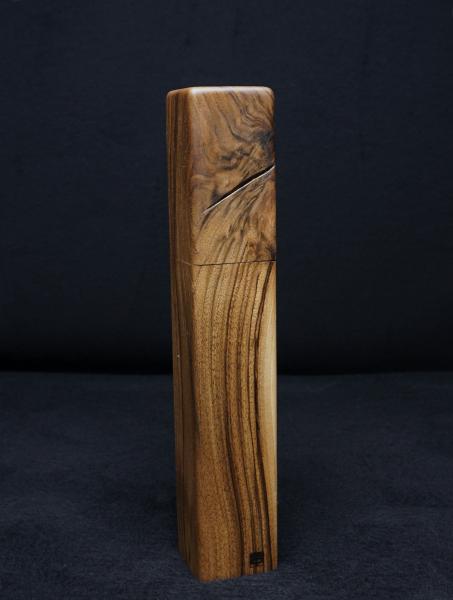 Pfeffermühle Holz Handarbeit Rinde Urig Walnuss - CP1801519