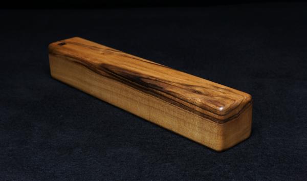 Pfeffermühle Holz Handarbeit Rinde Urig Walnuss - CP1801522