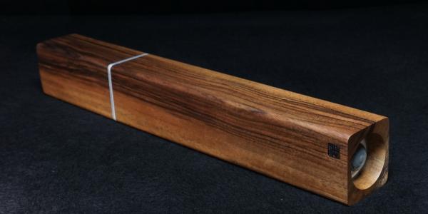 Pfeffermühle Holz Handarbeit Rinde Urig Walnuss - CP1801539